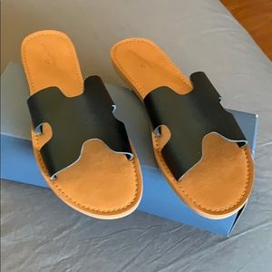 Women’s slip on sandals